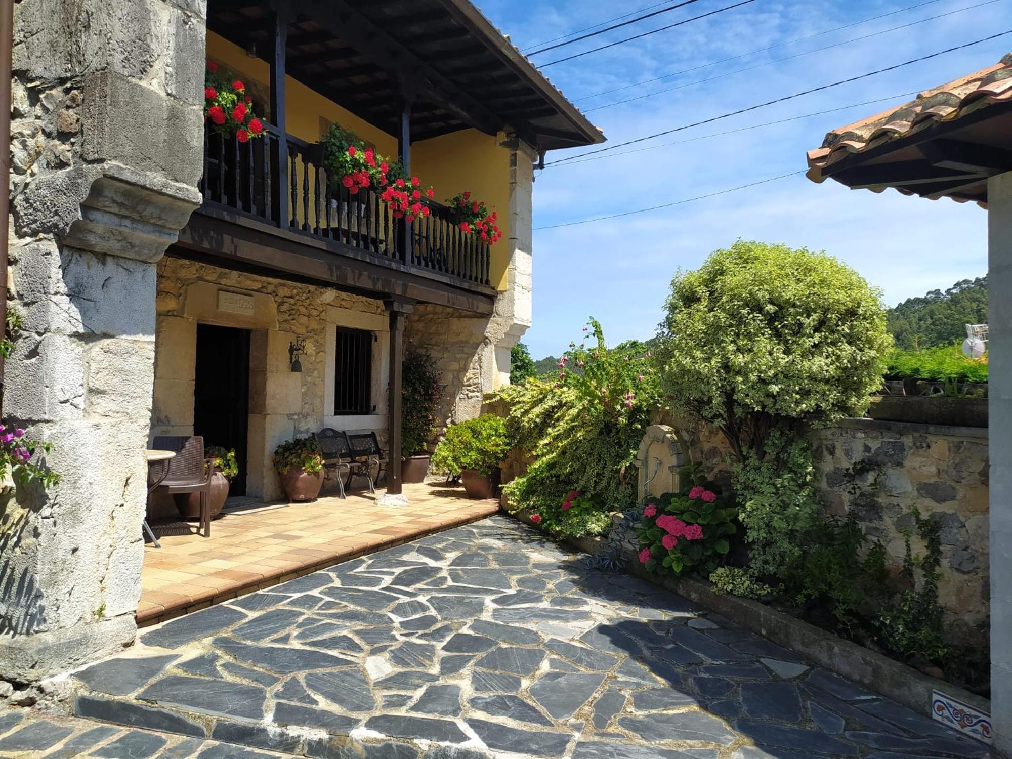 Gran Pedroso De Llanes Villa Bagian luar foto